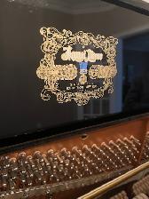 Kawai NS-25 Upright Piano – Polished Ebony – Adjustable Bench - Photo 2