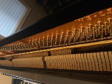 Kawai NS-25 Upright Piano – Polished Ebony – Adjustable Bench - Photo 6