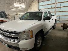 Saftied 2008 Chevrolet Silverado 1500 - Photo 2
