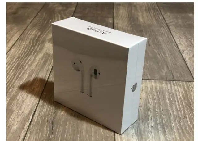 Airpods Gen2 W/Charging Case (SEALED) - Photo 3