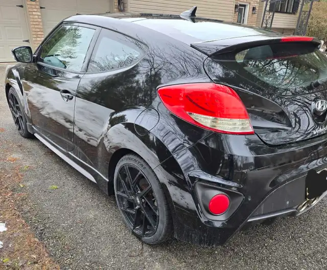 2014 Hyundai Veloster - Photo 3