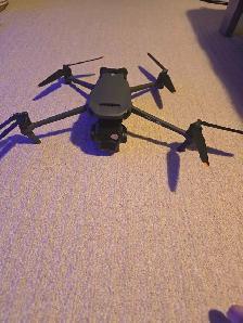 DJI Mavic 3 Pro Fly More Combo (DJI RC) Like New 2 battery cycle