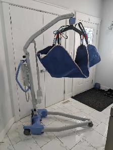 Joerns Hoyer Advance 340 Foldable Portable Electric Patient Lift - Photo 7