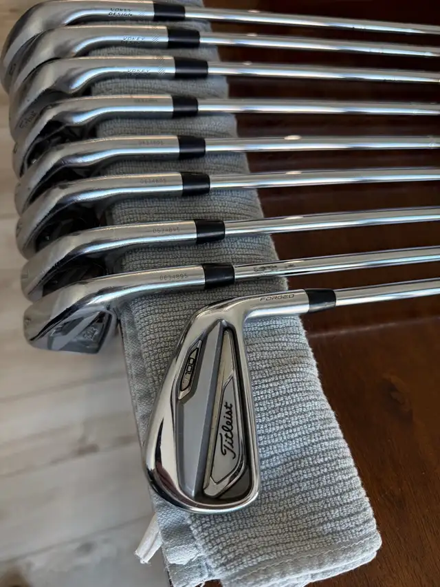 Titleist T100 irons & Vokey wedges - Photo 2