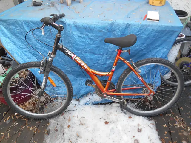 Raleigh Matterhorn mountain bike 21 speed 26inch tires