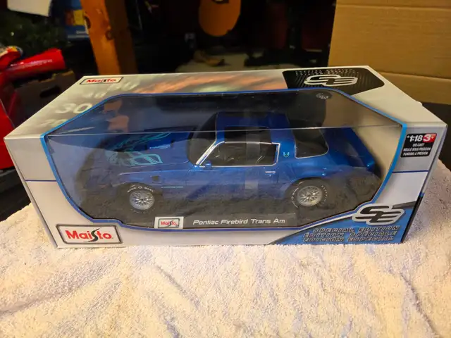 Maisto Diecast 1:18 Cars - Photo 3