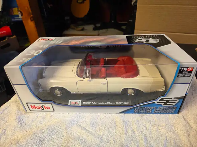 Maisto Diecast 1:18 Cars - Photo 8