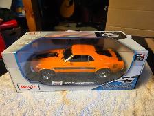 Maisto Diecast 1:18 Cars - Photo 9