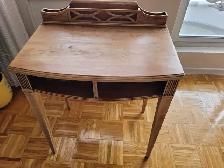 Vintage wooden desk / Pupitre en bois vintage - Photo 2