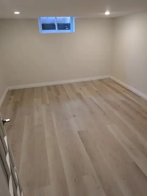 Newly Renovated One Bedroom Apartment in Charming Downtown Home - Photo 5