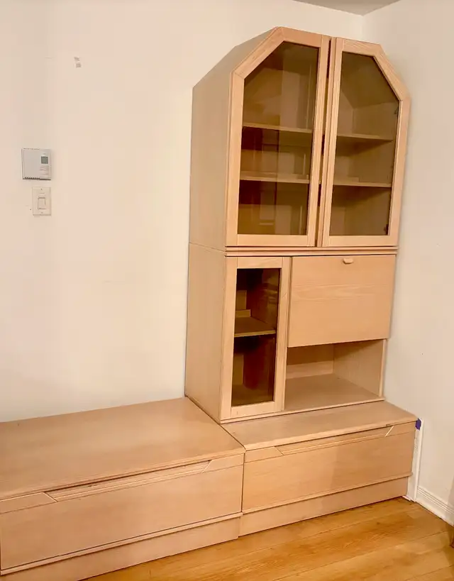 Meuble de télé en pin massif