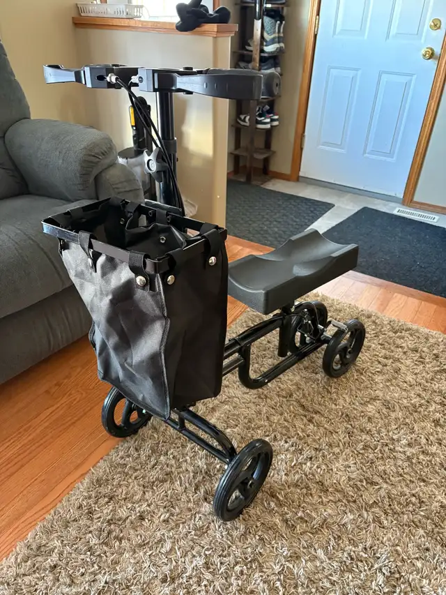 Brand new knee scooter