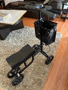 Brand new knee scooter - Photo 3
