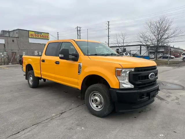 2022 Ford F-250 XLT Crew Cab Short Box 4WD