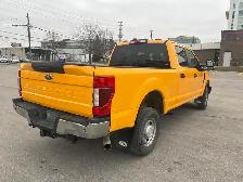 2022 Ford F-250 XLT Crew Cab Short Box 4WD - Photo 5