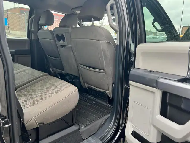 2022 Ford F-250 XLT Crew Cab Short Box 4WD - Photo 7