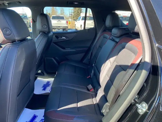 2026 Chevrolet Equinox AWD RS Leather|Heated & Cooled Seats|Sunr - Photo 11