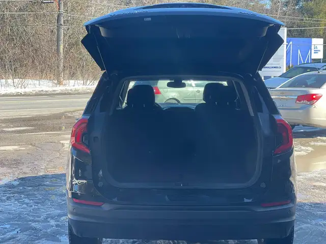 2020 GMC Terrain SLE - Photo 9