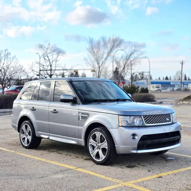 2011 Land Rover Range Rover Sport 4WD 4dr SC - Photo 3