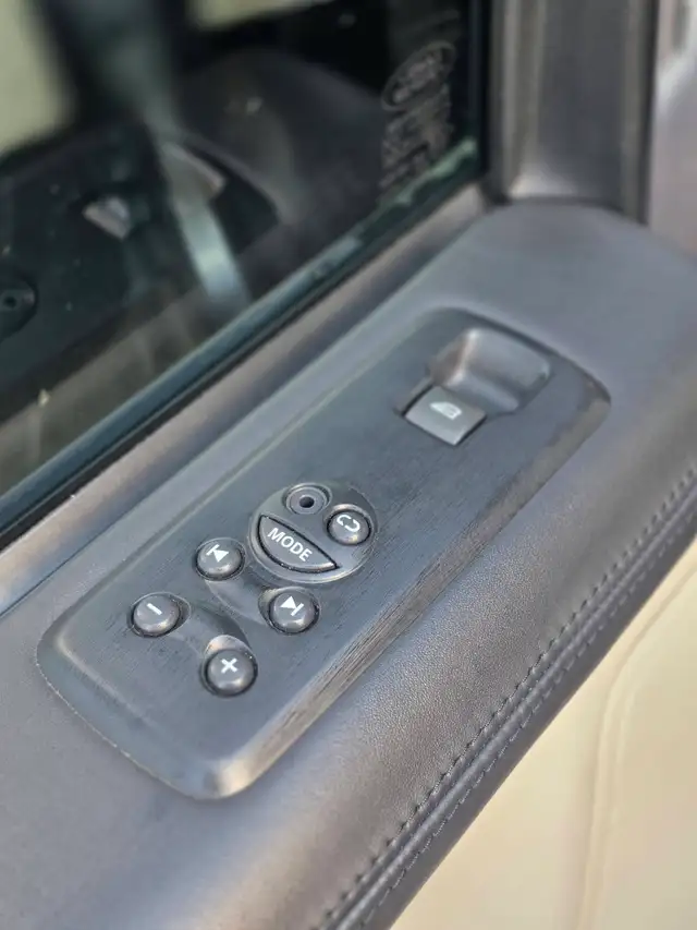 2011 Land Rover Range Rover Sport 4WD 4dr SC - Photo 19