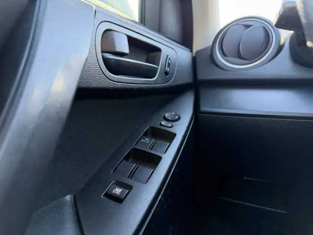 2010 MAZDA MAZDA3 I Sport - Photo 14