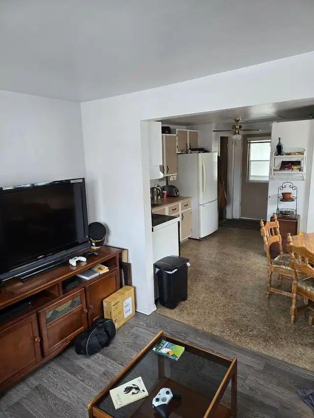 4 et demi à louer 890$ par mois