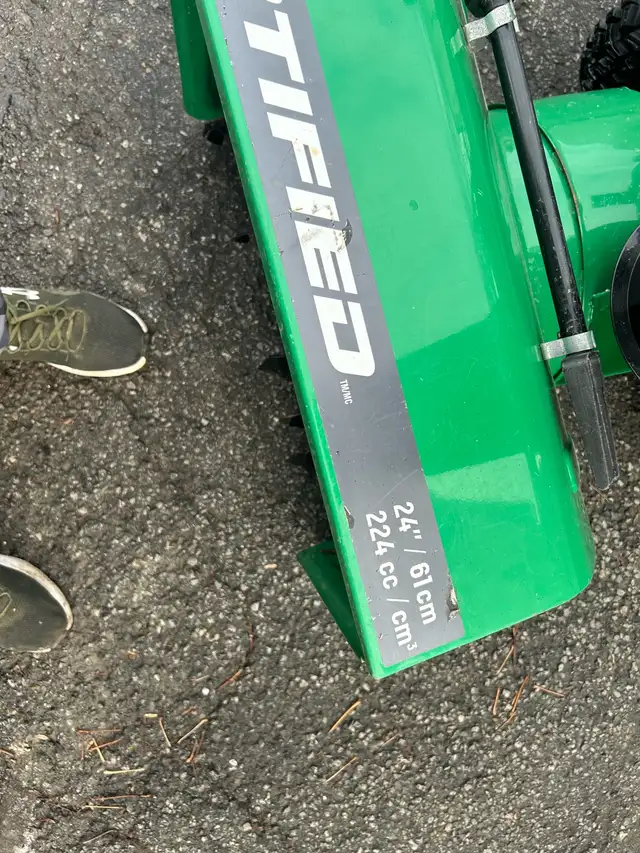 Certified Snowblower 24p - Photo 3