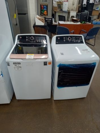 GE WASHER DRYER APPLIANCE SET