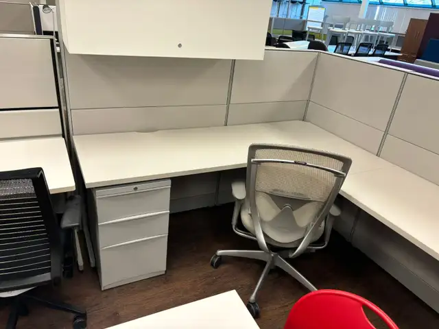 Teknion Leverage Workstations |Quality Office Systems for Sale! - Photo 7