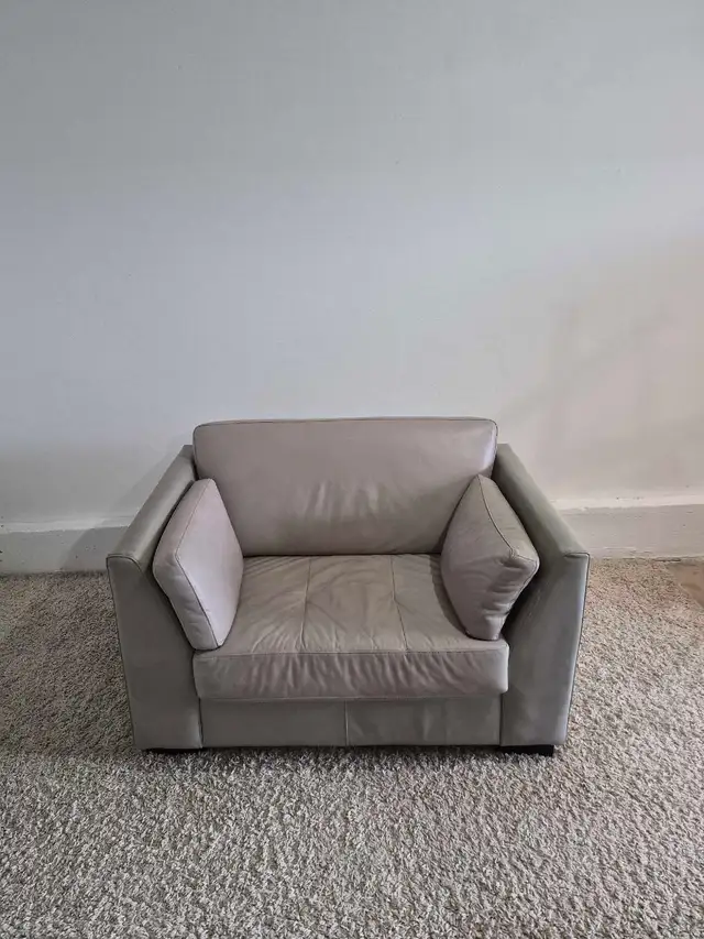 FREE DELIVERY Single Sofa Leather Armchair/Accent Chair/Lounge - Photo 4