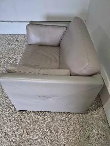 FREE DELIVERY Single Sofa Leather Armchair/Accent Chair/Lounge - Photo 7