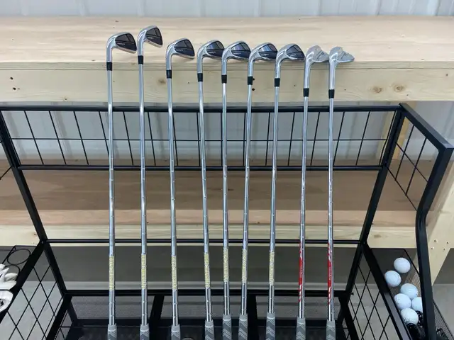 Calloway Irons Mizuno Wedges - Photo 3