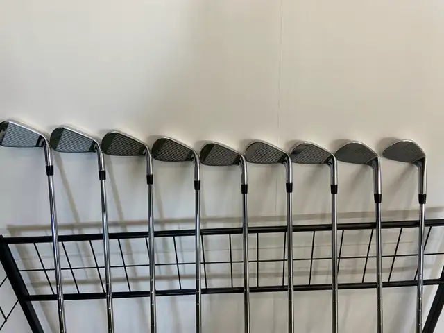 Calloway Irons Mizuno Wedges - Photo 5