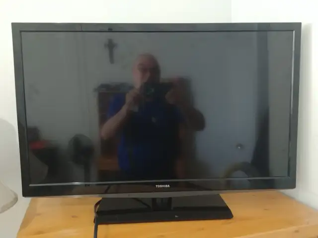 TV TOSHIBA 32 pouces 720P  Prix: $99 négo