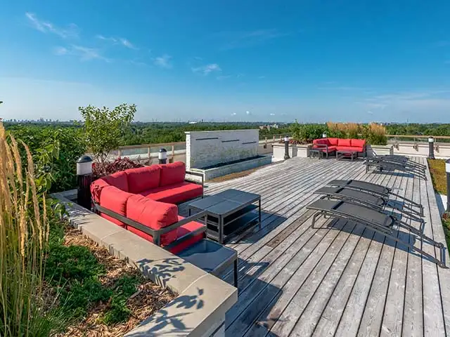 Fabulous 1 Bed, 1 Bath Suite on Main Street Markham For Lease - Photo 15