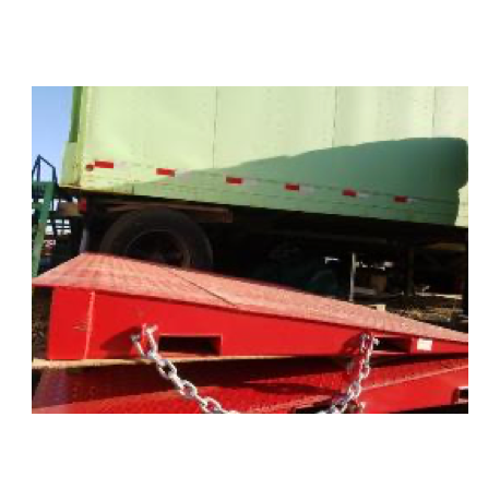 Durable Container Ramp – Easy Material Handling - Photo 2