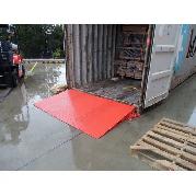 Durable Container Ramp – Easy Material Handling - Photo 3