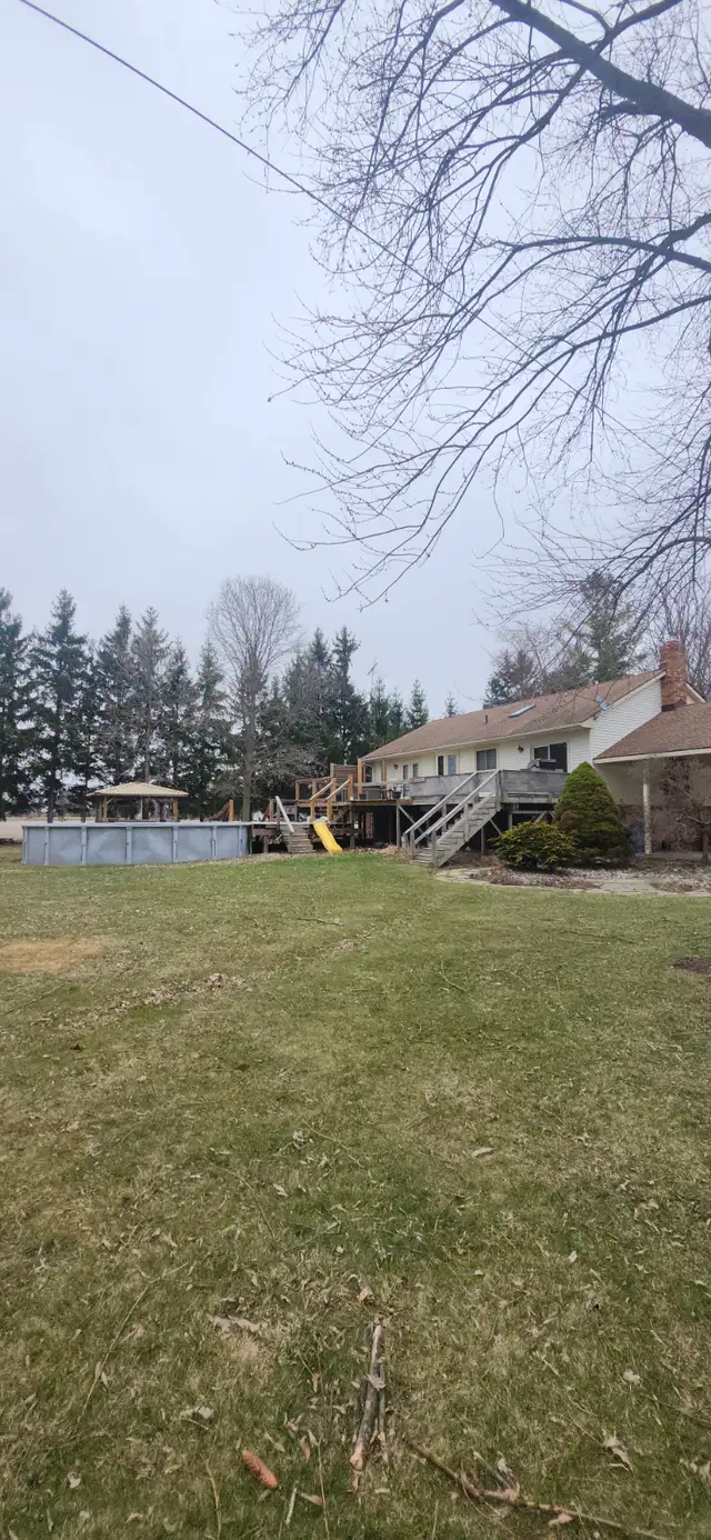 Brick raised ranch set on 18 workable acres - Photo 3