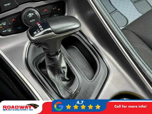 2022 Dodge Challenger SXT SXT | APPLE CARPLAY/ANDROID AUTO |... - Photo 17