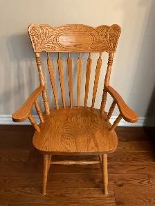 BEAUTIFUL SOLID WOOD PINE ARM CHAIR