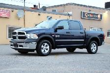 2015 Ram 1500 4x4 HEMI Crew Cab Certified 2 Year W - Photo 2