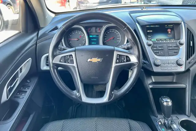 2017 Chevrolet Equinox LT AWD - Photo 16