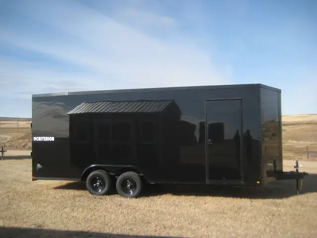 8.5x20 Enclosed Cargo Trailer BRAND NEW Smooth Side Beavertail