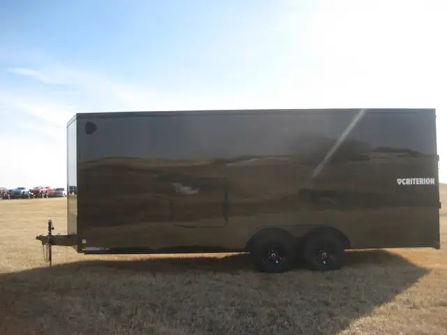8.5x20 Enclosed Cargo Trailer BRAND NEW Smooth Side Beavertail - Photo 2