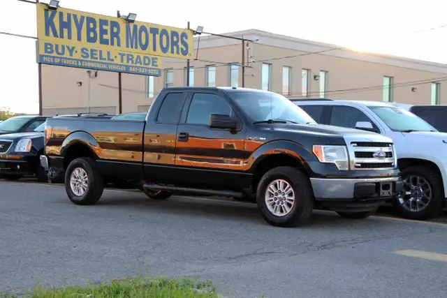2013 Ford F-150 XLT 4X4 8-FT Bed 5.0L Certified 2 Year Warranty
