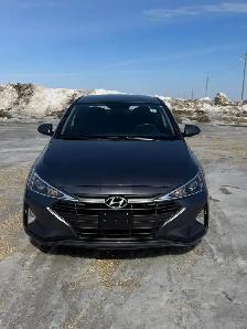 2020 Hyundai Elantra Essential - Photo 2