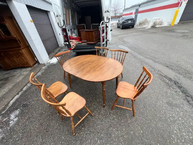 Free delivery Wooden Dining Table with 6 Chairs - Photo 2