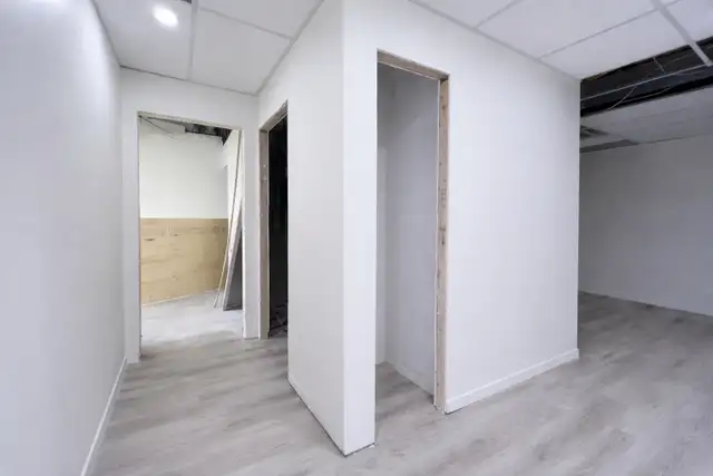 Local professionnel à louer– 234 rue St-Antoine Nord, Lavaltrie - Photo 4