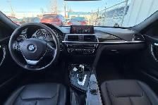 2017 BMW 3 Series 330i xDrive AWD - No Accident - Photo 11