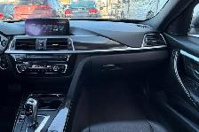 2017 BMW 3 Series 330i xDrive AWD - No Accident - Photo 12